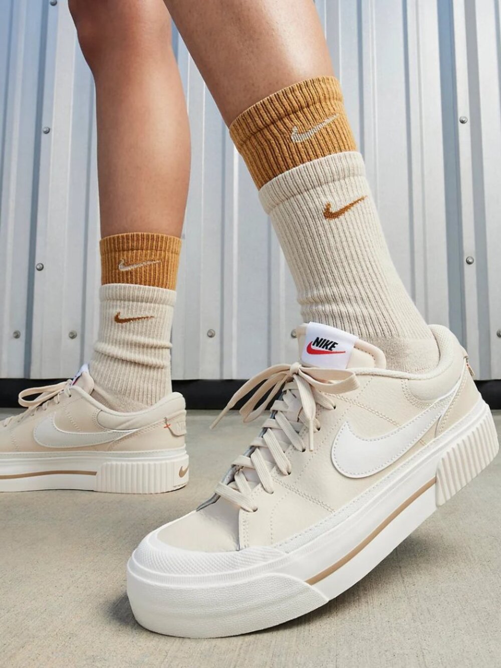 Nike Women's Beige White Court Legacy Lift Low Top Casual Sneaker Size 6.5